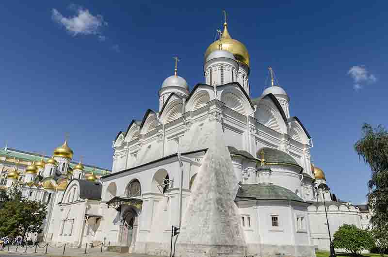64 - Rusia - Moscu - Kremlin - catedral del Arcangel
